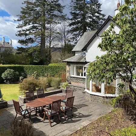 Brunton Bowness-on-Windermere